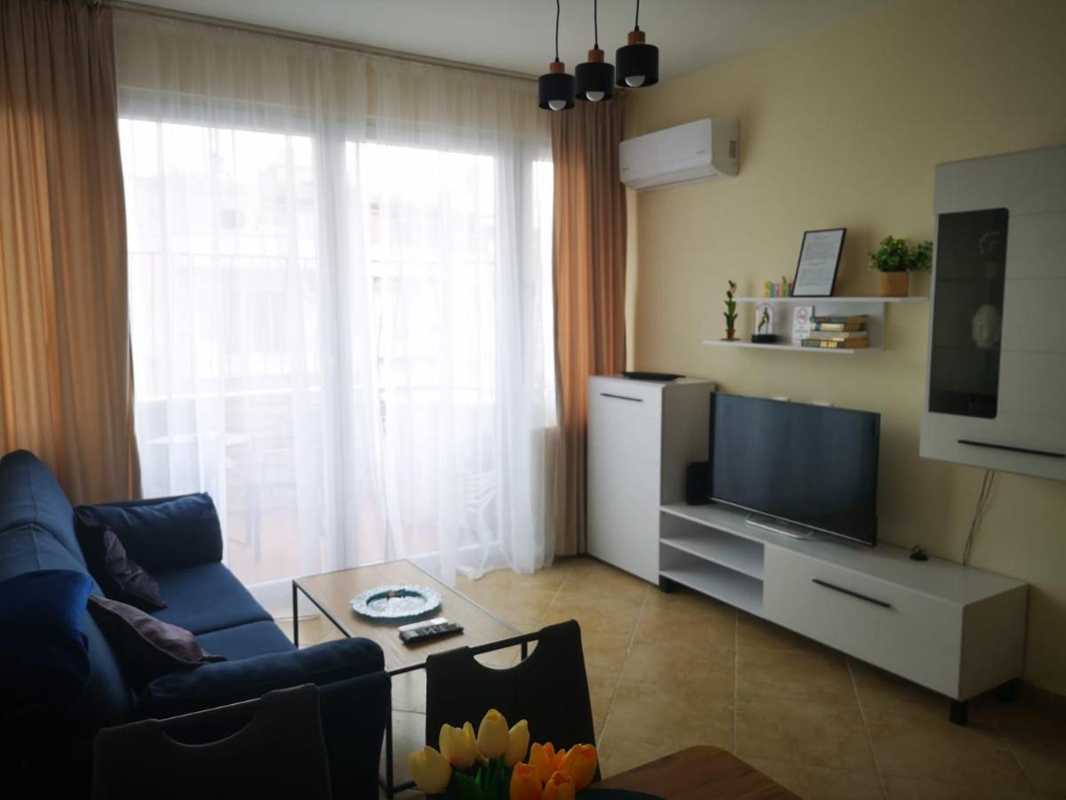 Riviera Deluxe Apartments Влёра Экстерьер фото